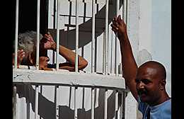 Klick to see High Resolution