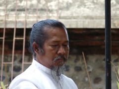 Klick to see High Resolution