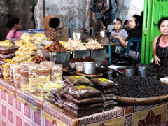 Klick to see High Resolution