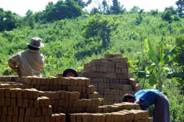 Klick to see High Resolution