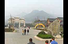 Klick to see High Resolution