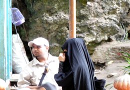 Klick to see High Resolution