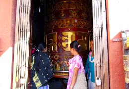 Klick to see High Resolution