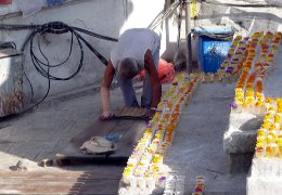 Klick to see High Resolution